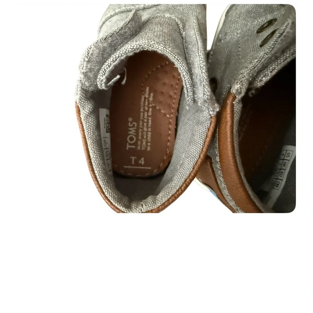 Toms Kids Bimini Canvas High-Top Shoes in Gray and Tan-Size 4